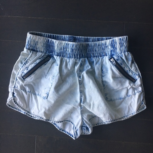 Lovers + Friends Pants - Lovers + FRIENDS acid wash style shorts